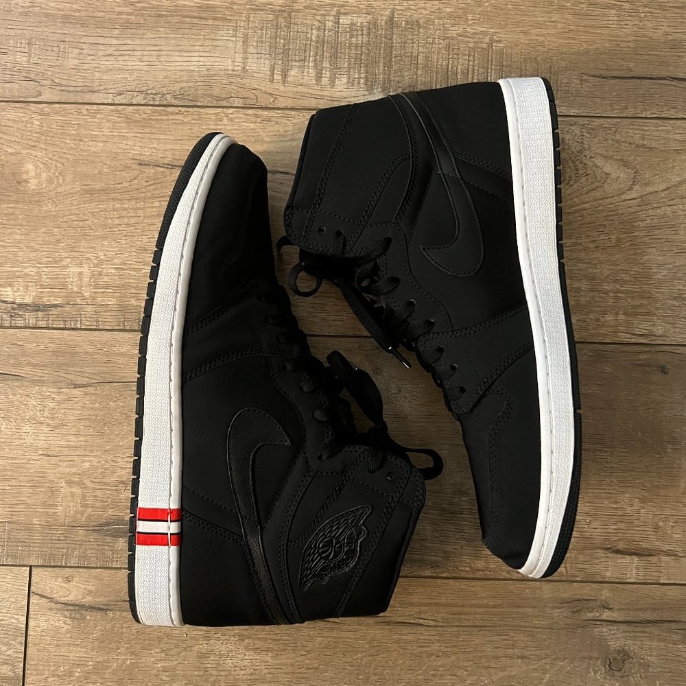 Air Jordan 1 Retro High 'PSG' (2018)